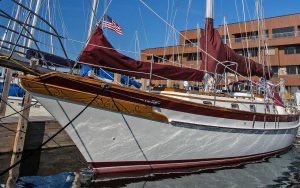Sailing Yacht Scout, member B&B, at the dock