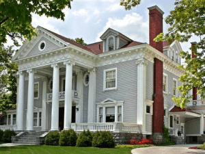 Front shot showing Magnificent architecture of Antiquities Wellington Bed and Breakfast in Michigan
