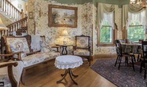 Parlor at the Kinsley House